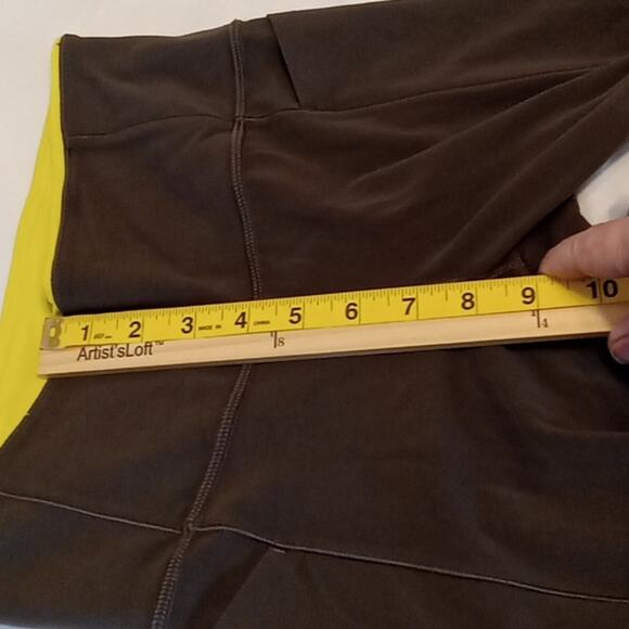Athleta Revelation Laser Cut 7/8 Tight in Powervita Gray Size S 446682 - Picture 7 of 8